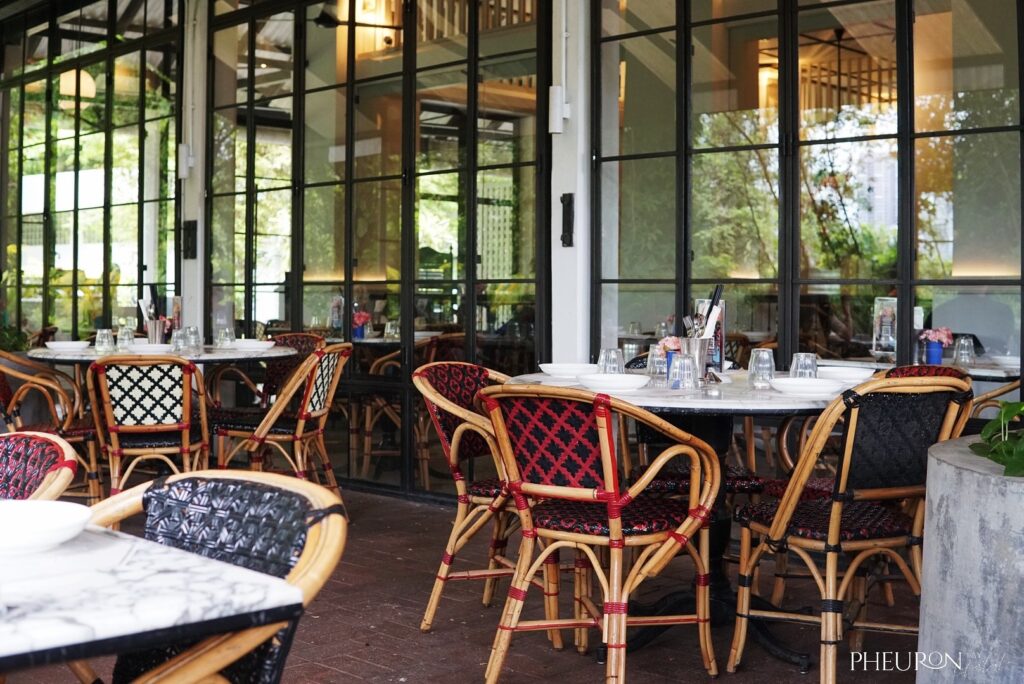 Outdoor Terrace, Chopsuey Café