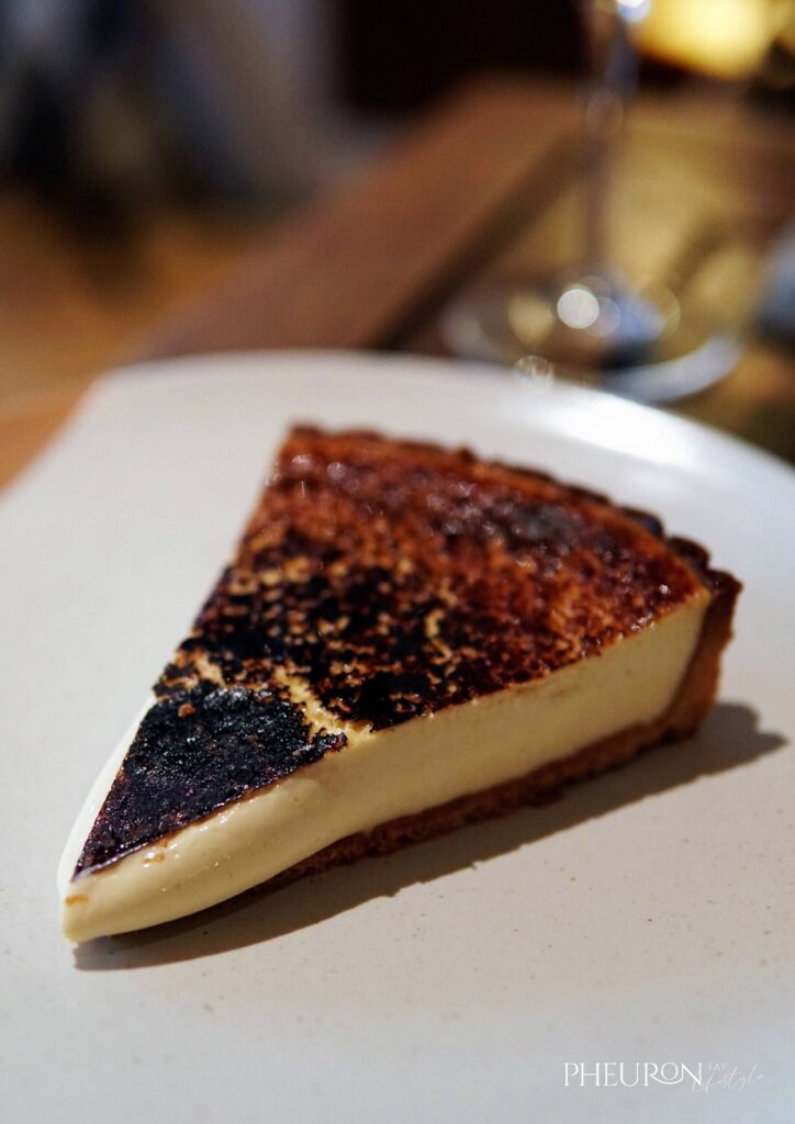 Olivia Restaurant & Lounge, Cheesecake