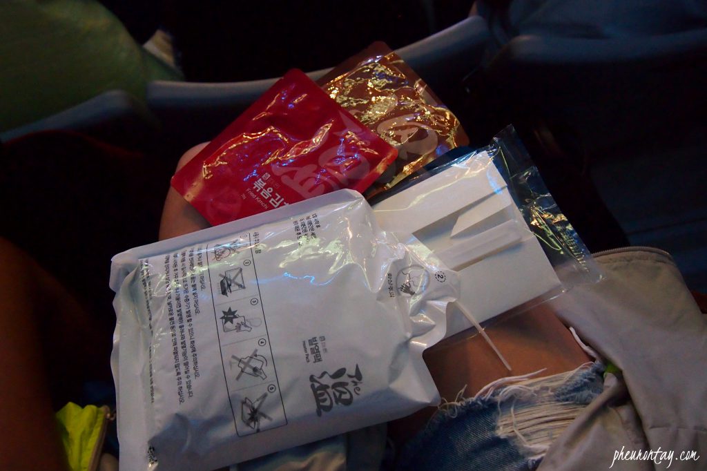 automated self heating instant lunchbox