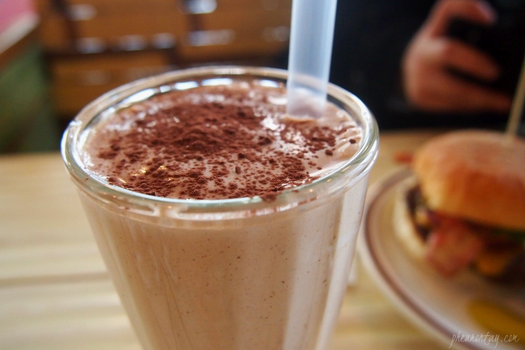 nutella double choco shake 