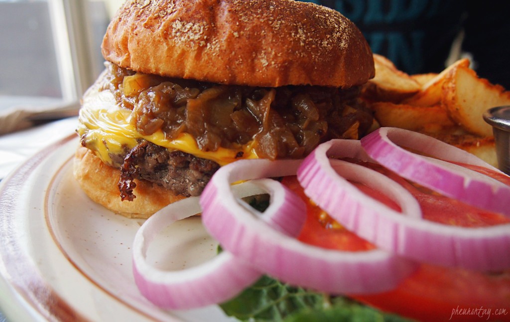 9ounce best burger in seoul 