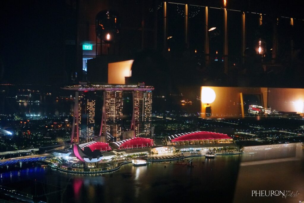 Sky Dining in Singapore,  SKAI Restaurant & Bar at Swissôtel The Stamford